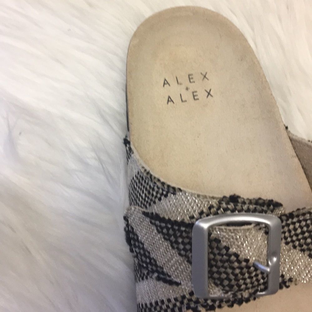 Alex + Alex Fabric Mule - Picture 4 of 8